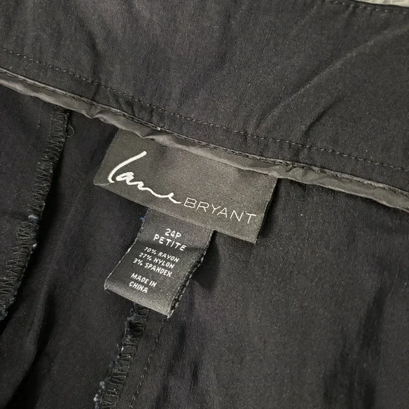Lane Bryant Petite Black Dress Pants Button Accent Stretch 24P Rayon Nylon Blend - Picture 12 of 16